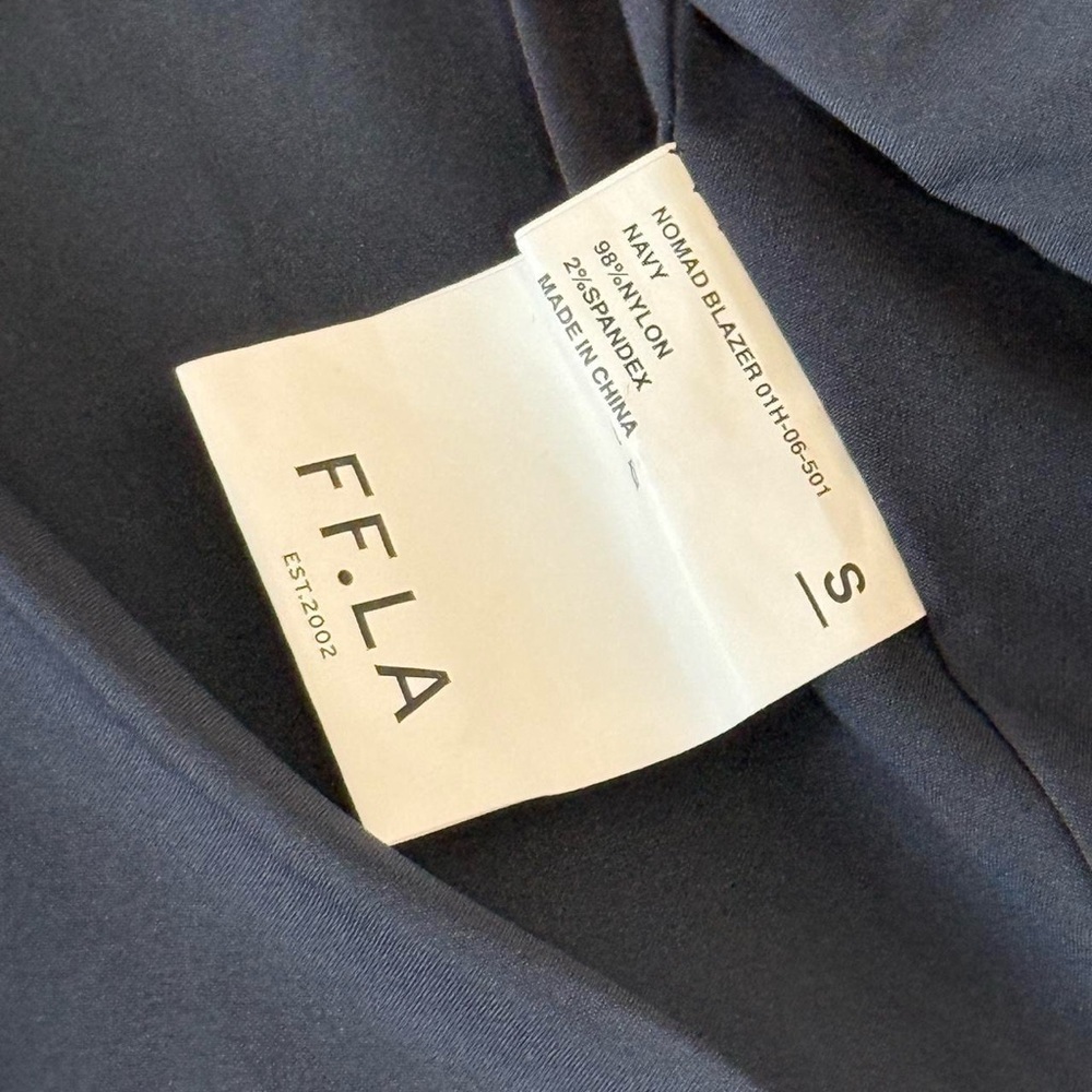 Five Four FF.LA Women's Nomad Blazer Size Small Navy Blue Athleisure Full Snap - Picture 7 of 8